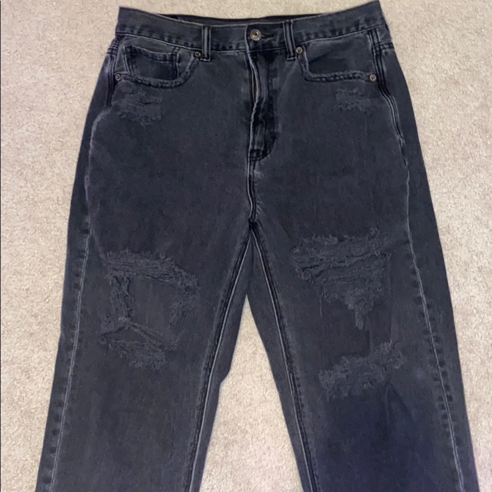 American Eagle black mom jeans